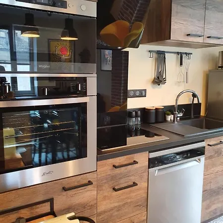 L'ambroisine Apartment